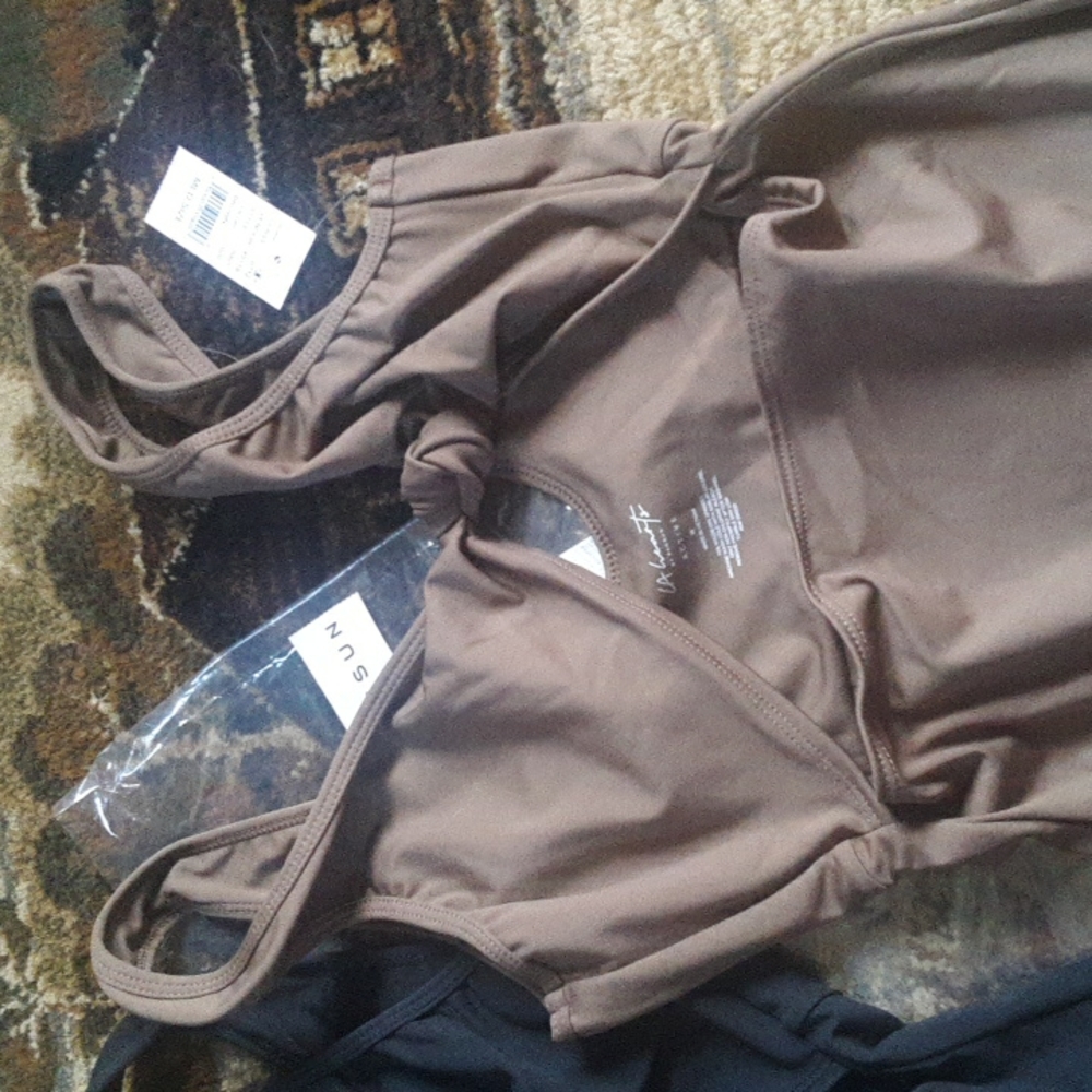 Knotted jumpsuit..FIRM - Picture 4 of 14